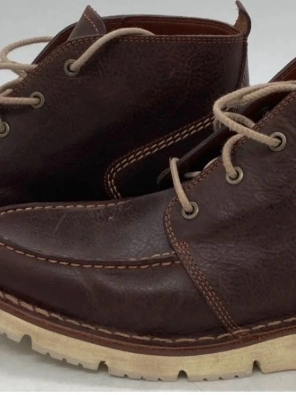 Timberland Dark Brown Leather Chukka Boots with Contrast Laces